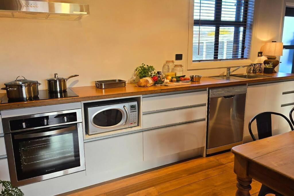 Apartment 3 - Haddin Court - Industrial Glam Blenheim Luaran gambar
